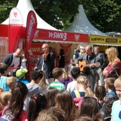 … die kunterbunte Schar